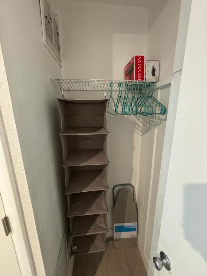 Nice 2 Twin Bedroom - Best Central Location In Miami - Luggage Storage, Parking And Laundry For Free!!!! Bagian luar foto